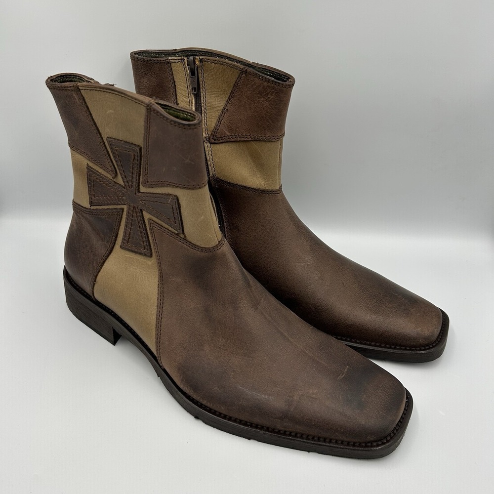 Skecher Boot Brown 2 Tone Leather Western‎ Boot Embroidered Cross Size 10